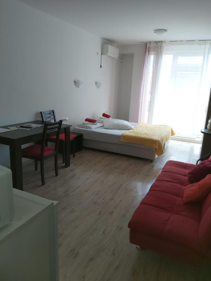 Apartament Janet Apartment เปาโมเรีย ภายนอก รูปภาพ