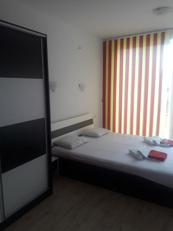 Apartament Janet Apartment เปาโมเรีย ภายนอก รูปภาพ