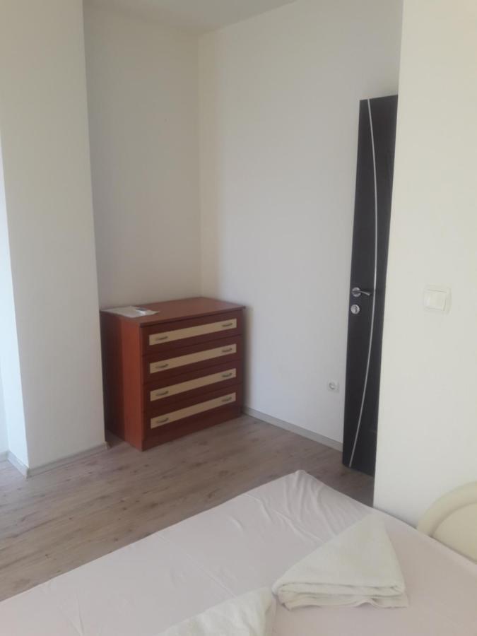 Apartament Janet Apartment เปาโมเรีย ภายนอก รูปภาพ