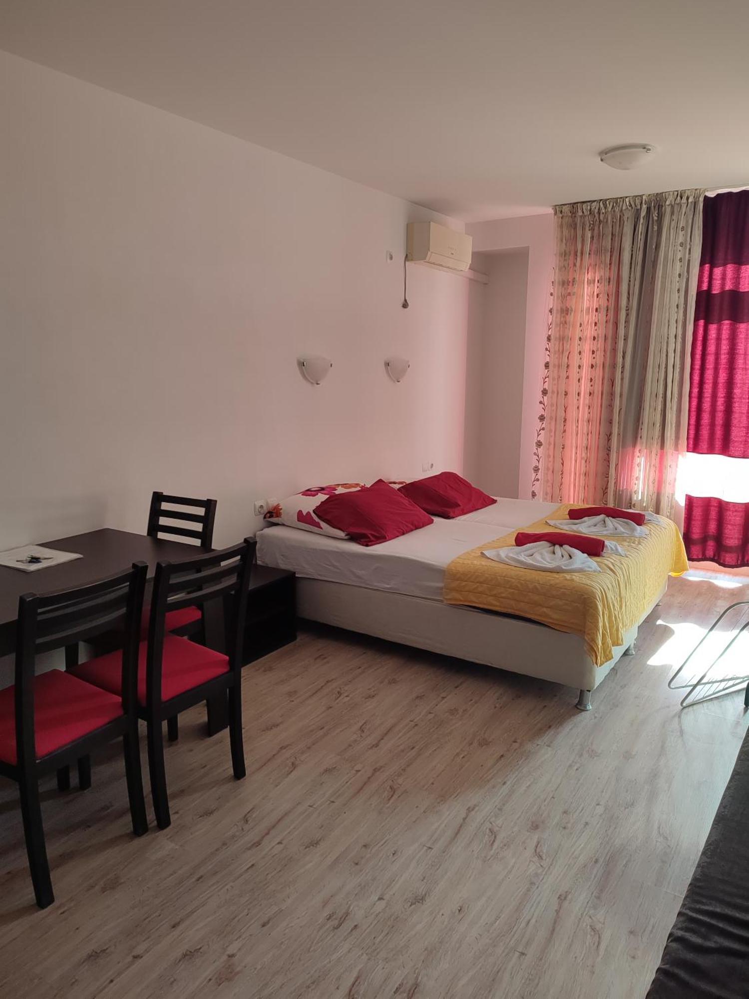 Apartament Janet Apartment เปาโมเรีย ภายนอก รูปภาพ