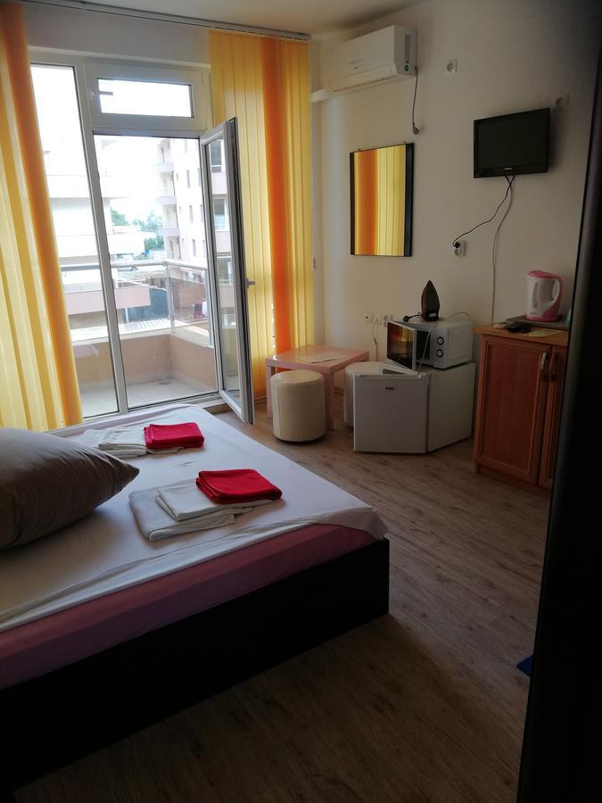 Apartament Janet Apartment เปาโมเรีย ภายนอก รูปภาพ