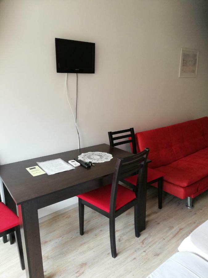 Apartament Janet Apartment เปาโมเรีย ภายนอก รูปภาพ