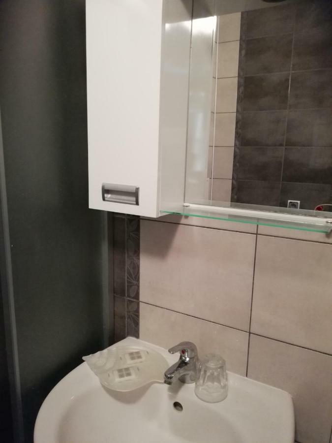 Apartament Janet Apartment เปาโมเรีย ภายนอก รูปภาพ